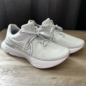 Nike React Infinity 3 - Pure Platinum White - Womens 11